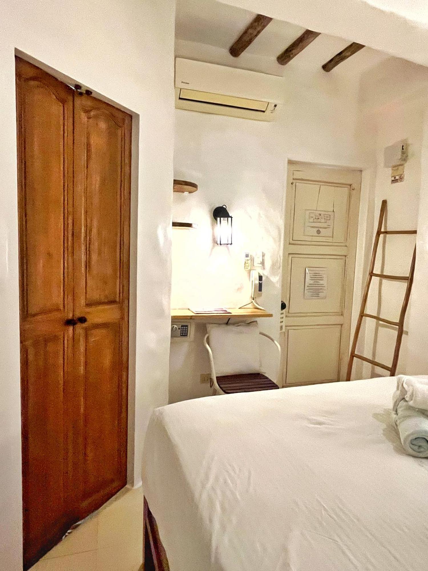 Lugar Bonito Hotel Balabag  Exteriér fotografie
